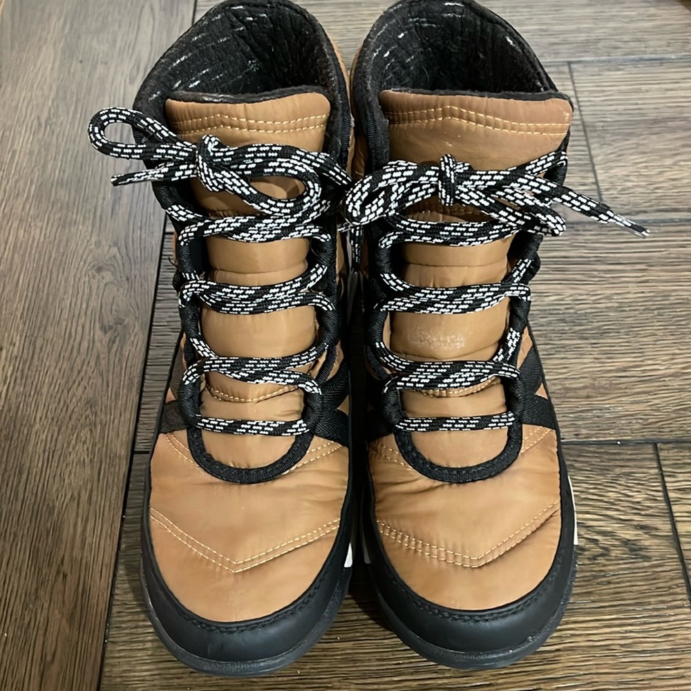 Sorteo Boots Size 6